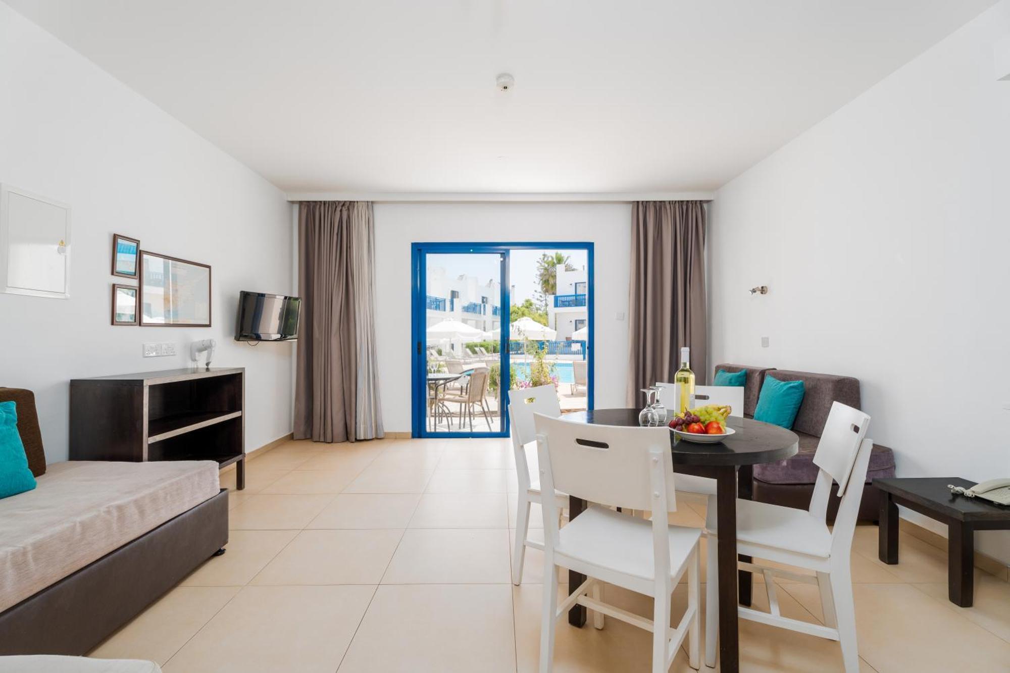 Kritamo Beach Hotel Apartments Ayia Napa Exterior photo